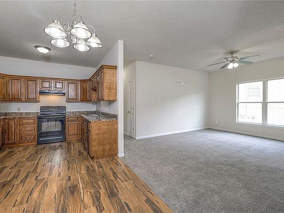 2nd image of 3305-3307 N 103rd Ter