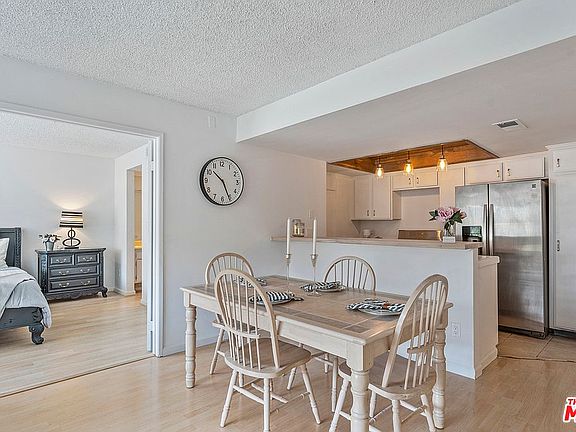 4th image of 2700 Cahuenga Blvd E APT 4121