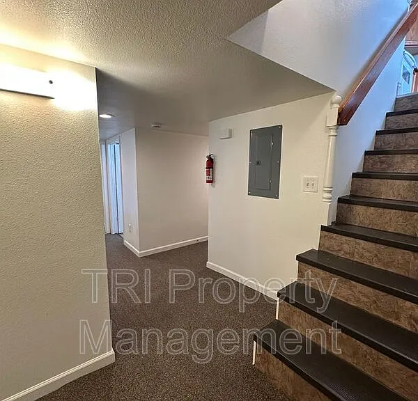 1526 9th Ave #4 — Photo 13