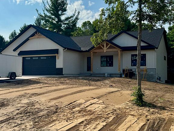 3rd image of 6009 Savannah Way #33