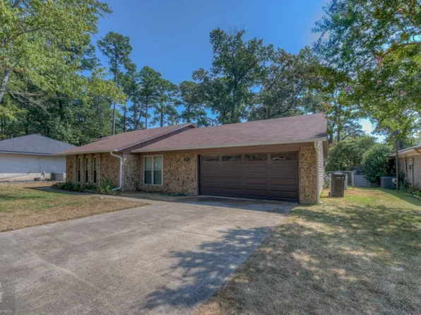 3214 Heatherbrook Dr, Haughton, LA 71037