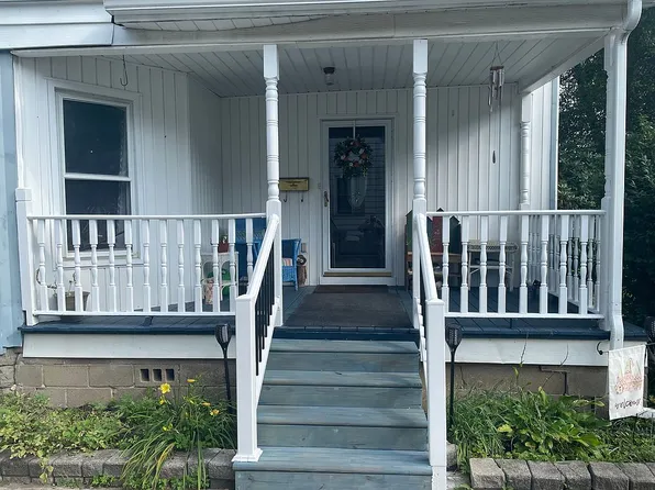 21 Woodlawn Ave, Coudersport, PA 16915
