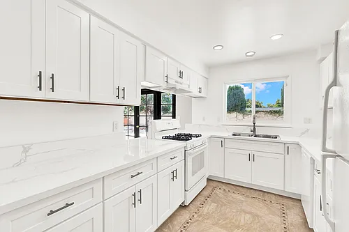 5091 Casa Oro Dr Photo 1
