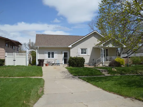 720 W Columbia St, Albion, NE 68620