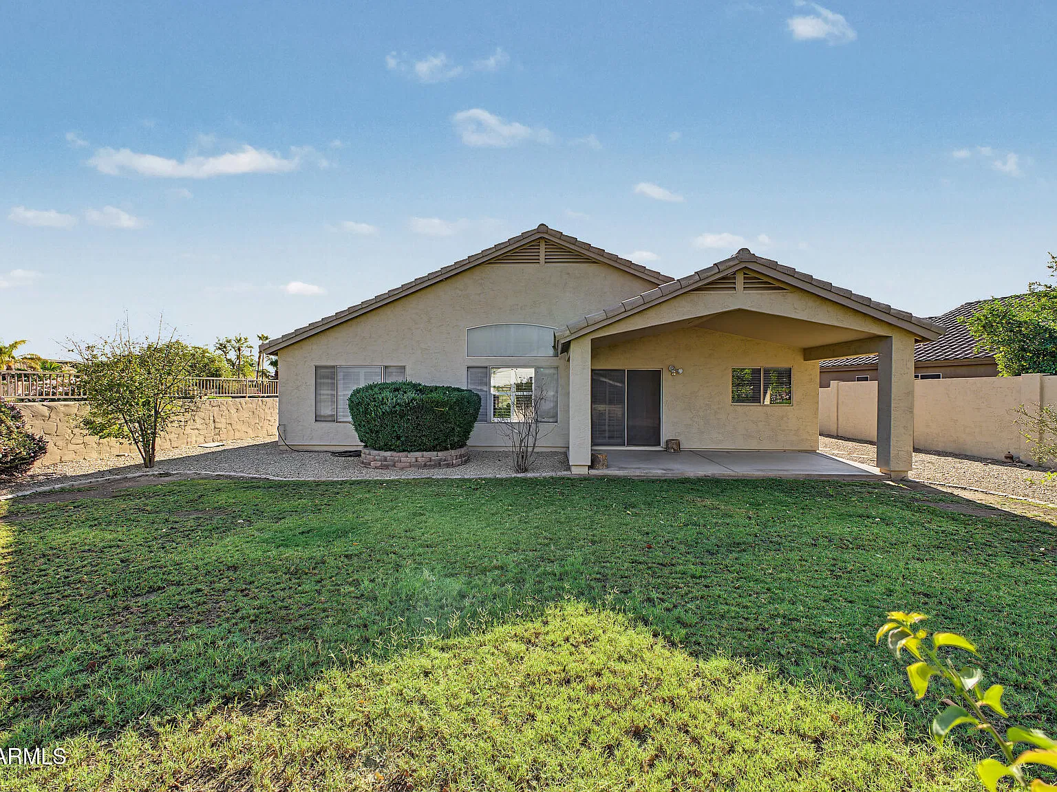 3 bed, 2.0 bath, 1620 sqft, $2,350 — Photo 4