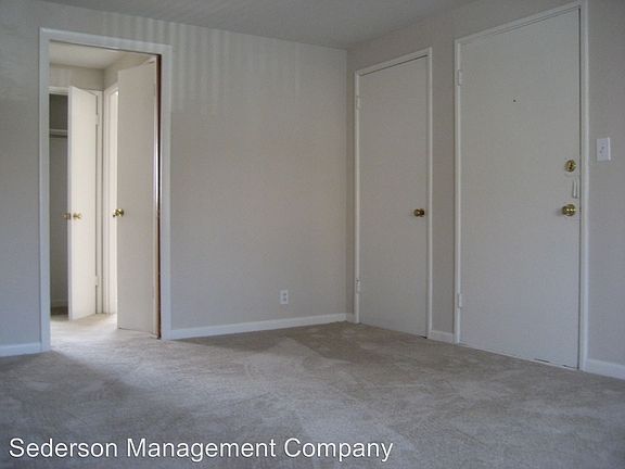 2nd image of 4403 Holly St APT 3