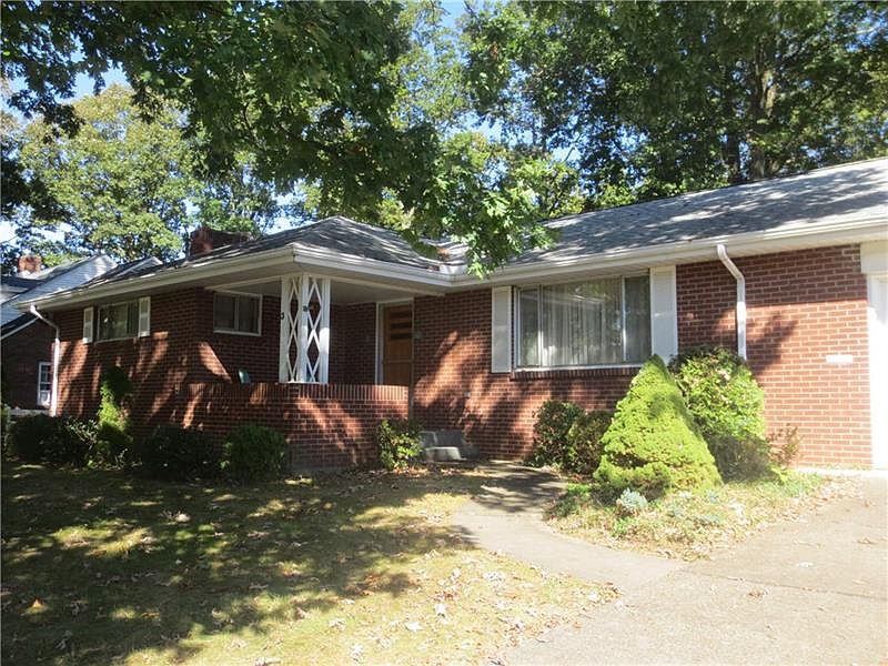 1st image of 3 Miller Dr