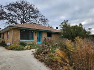 8031 W Dakota St, West Allis, WI 53219