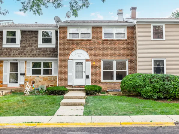 1831 Dunsford Ct, Schaumburg, IL 60194