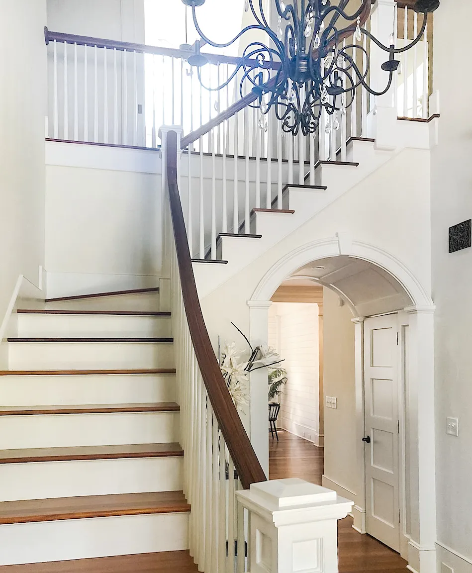 5 bed, 4.5 bath, 3709 sqft, $8,500 — Photo 3