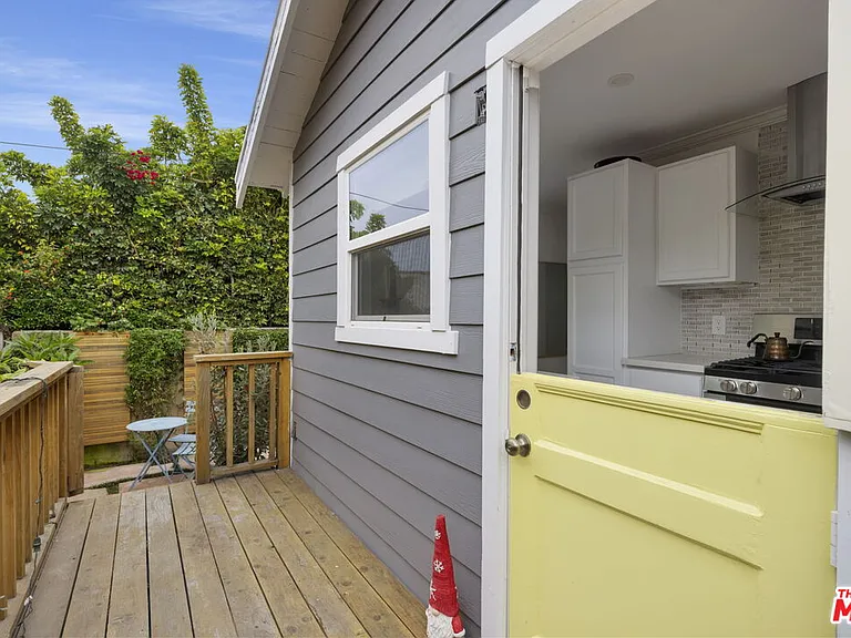 306 W Plymouth St — Photo 18