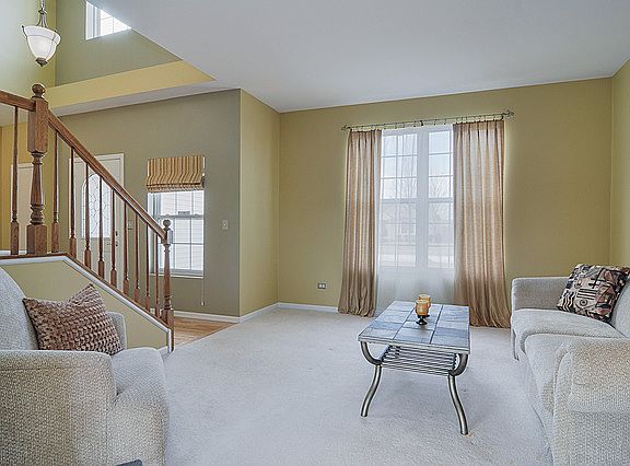 5th image of 11315 Maplewood Dr