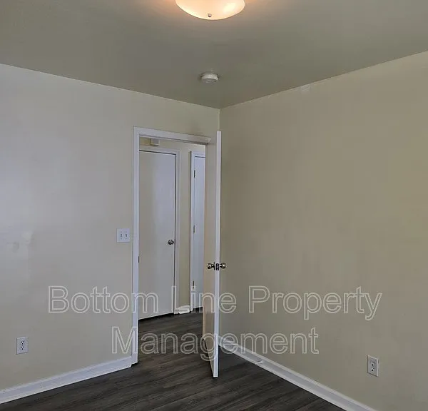 5326 Eaton Cir — Photo 25