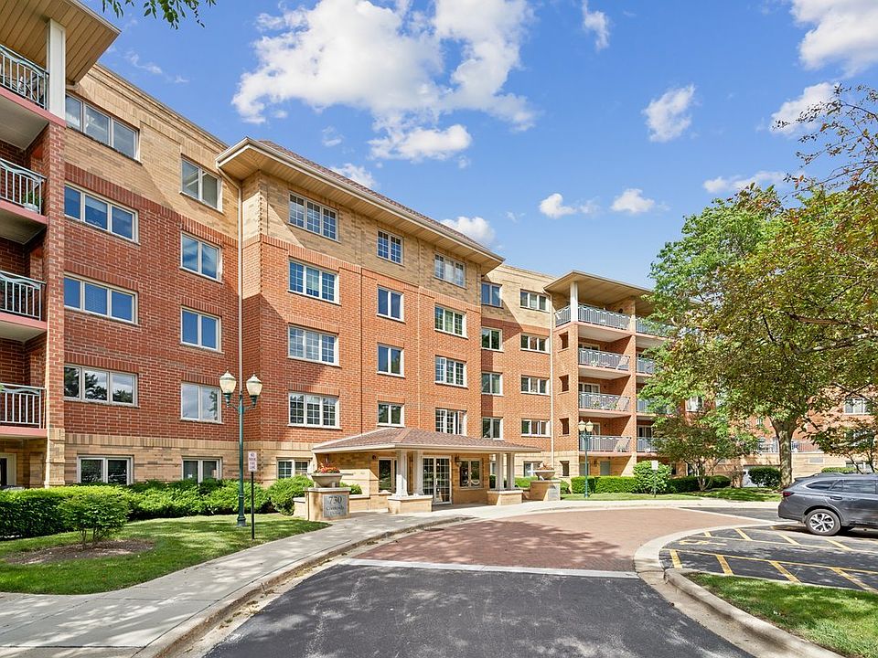 1st image of 730 Creekside Dr Unit 208C