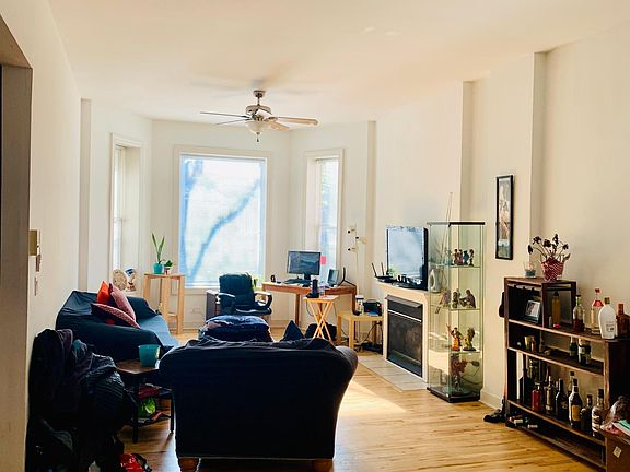 4th image of 1451 N Maplewood Ave APT 1F