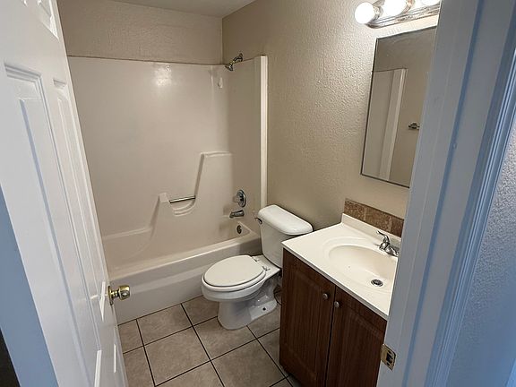 4th image of 7522 W Glenn Dr APT 6