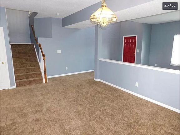 Formal dining (View 2)