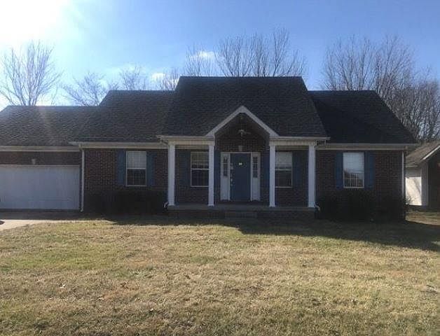 1st image of 121 Twin Oaks Dr