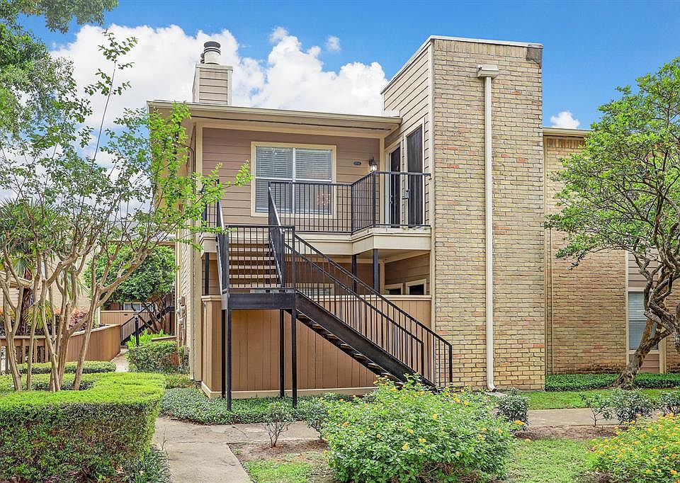 1st image of 704 Bering Dr #704F
