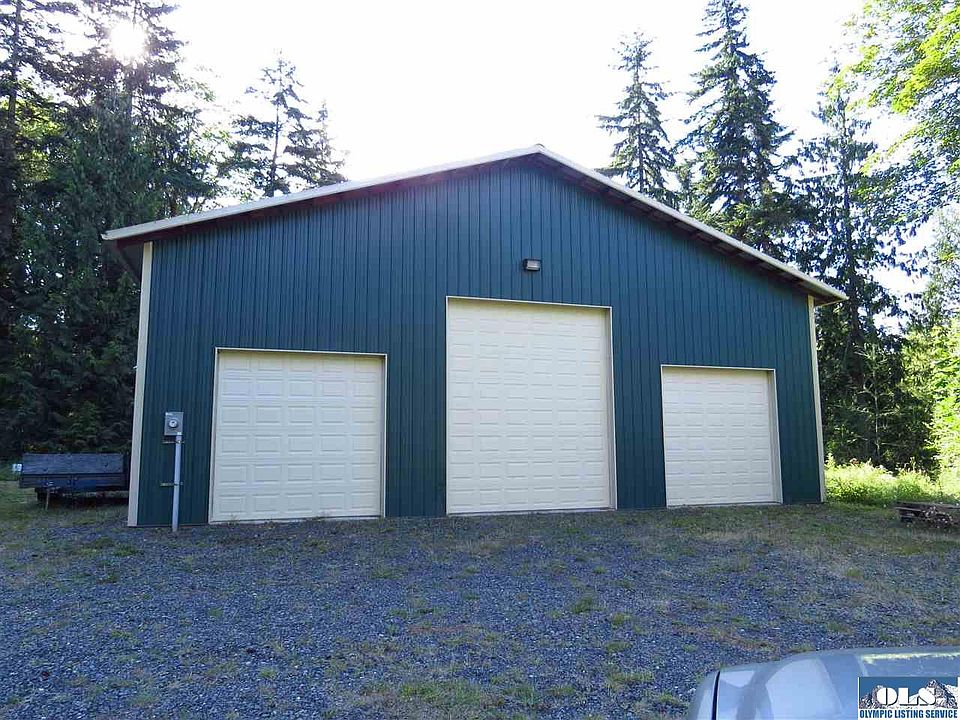 2500 sq ft pole barn