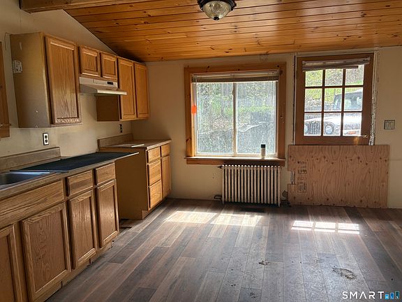 5th image of 315 Salisbury Road