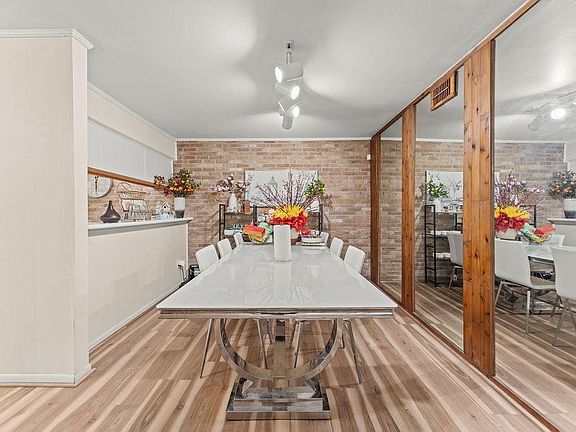 3rd image of 2617 Marilee Ln #1