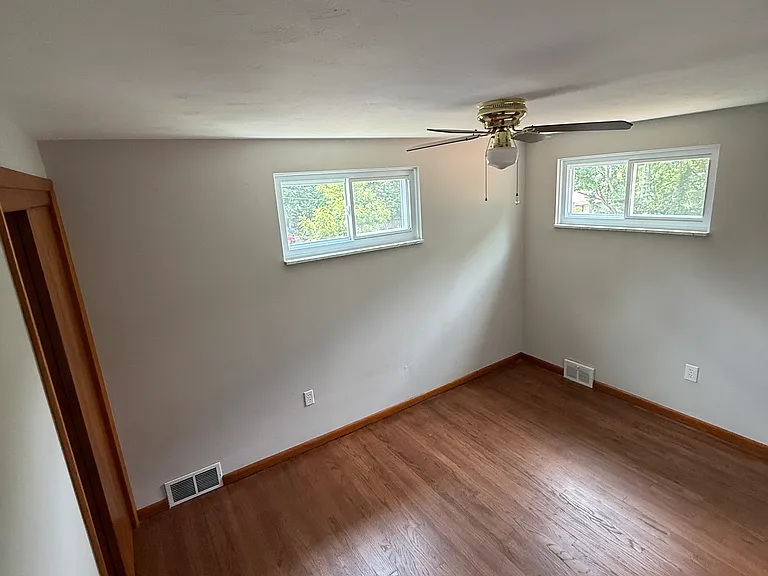 520 Main Blvd — Photo 19