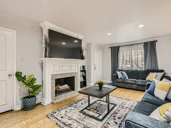 5226 Fleetwood Oaks Ave, Dallas, TX