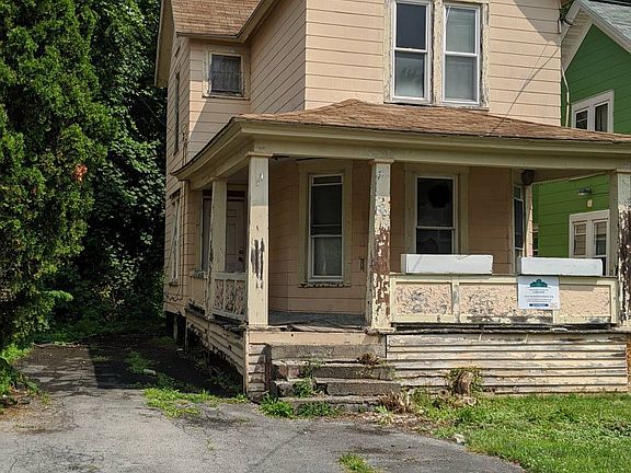 4th image of 262 W Lafayette Ave