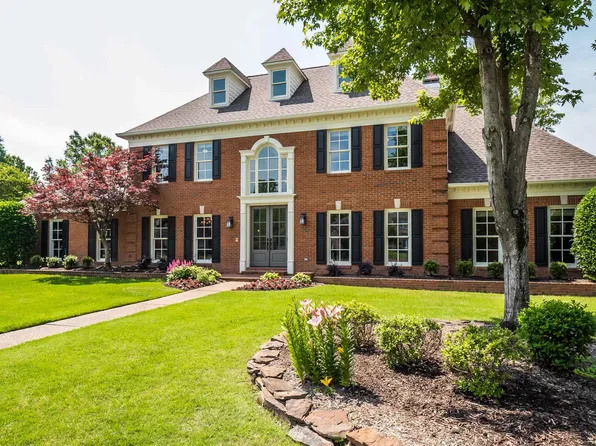 9345 Groveway Cv, Germantown, TN 38139
