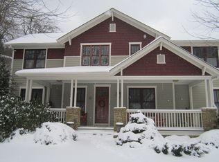 11 Applewood Dr, Asheville, NC 28805