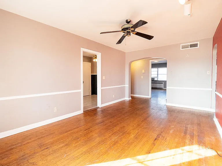 205 William Howard Taft Rd — Photo 4