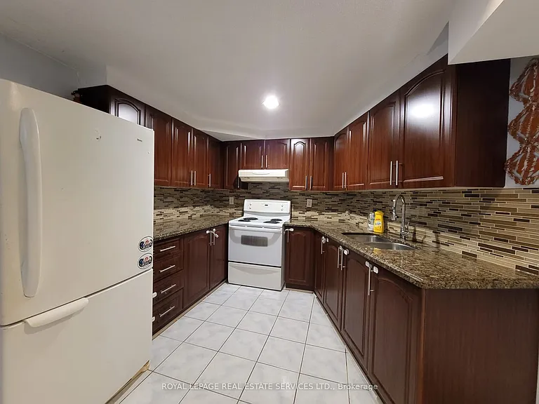 323 Winfield Ter #BASEMENT — Photo 9