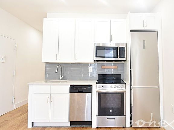 2nd image of 510 Manhattan Ave #1AA