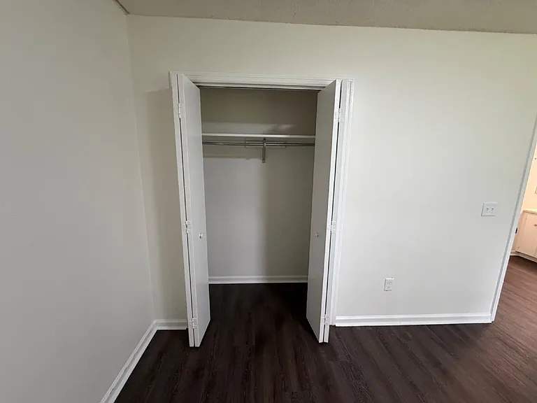 1460 Sunset Blvd #6 — Photo 12