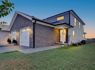 6620 Night Horse St, Bowling Green, KY 42101