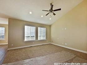 5th image of 144 W Parkside Dr #107