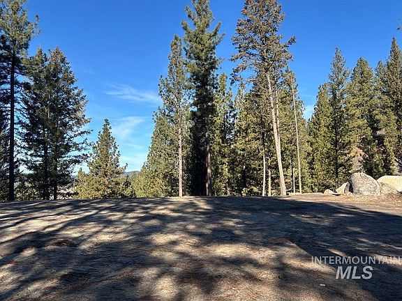 2nd image of 28 Sarah Way