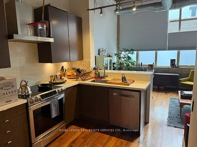 736 Dundas St E #203 — Photo 17