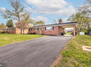 7707 Huron Dr, Gainesville, VA