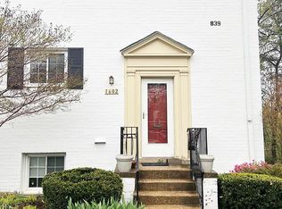 1602 Ripon Pl, Alexandria, VA 22302