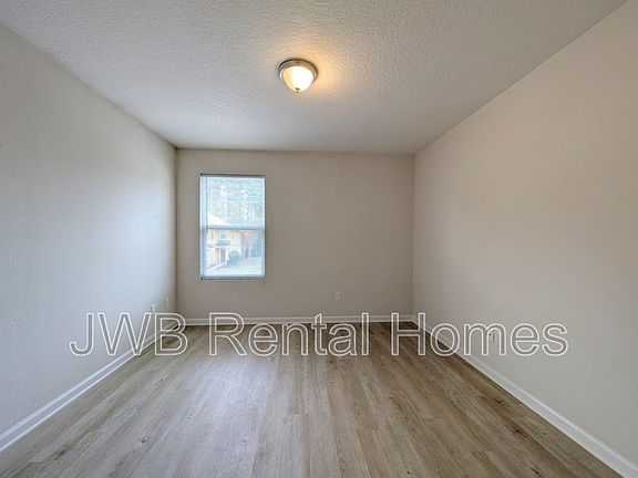 5th image of 10961 Hidden Haven Ct