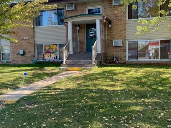 919 5th St NE APT 1, Staples, MN 56479