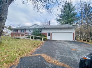 2 Nicholas Ave, Burnt Hills, NY 12027