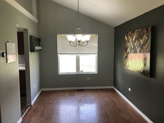 4th image of 5215 Oakbrook Dr