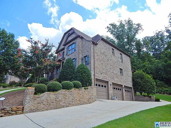 2nd image of 2410 Huntington Glen Dr