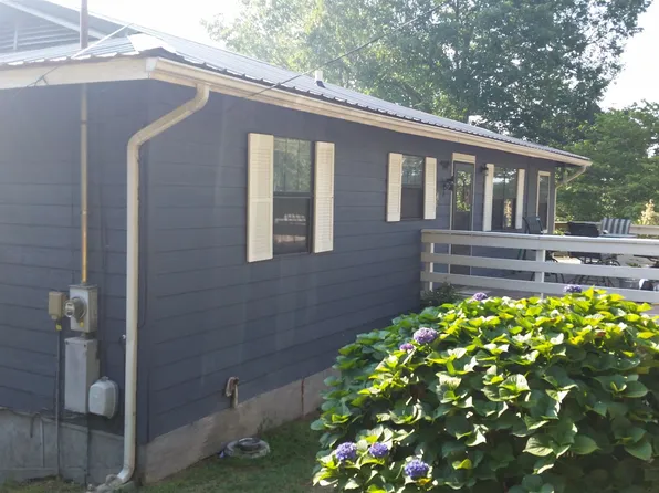 912 Moore Ave, La Fayette, GA 30728