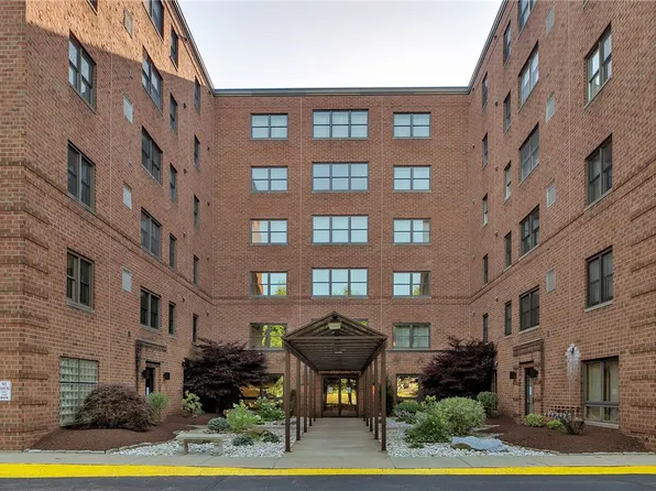 3885 Brookside Ln APT 401, Murrysville, PA 15668