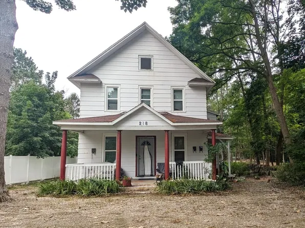 218 N Baldwin St, 218 N Baldwin St APT 4, Whitehall, MI 49461