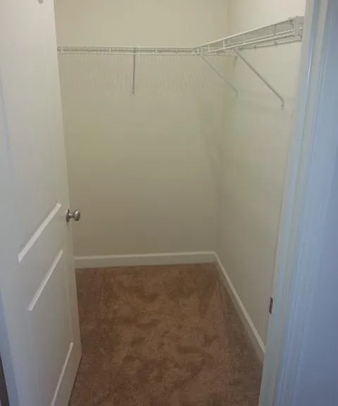 7100 W Friendly Ave #304 — Photo 8